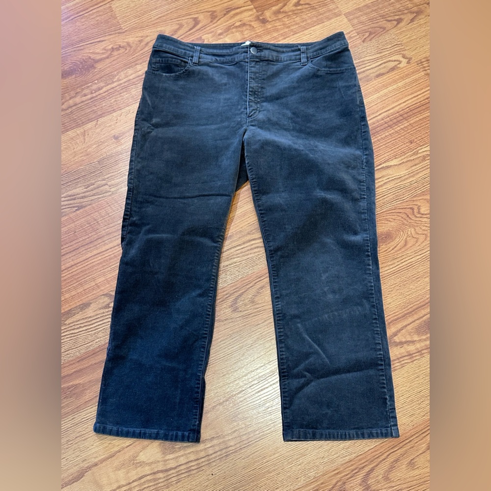 Eileen Fisher Size 14 Short Women’s Gray Corduroy Pants.